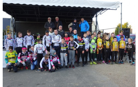 Retour en photos et en vidéo sur le cyclo-cross de Pleumeur-Bodou
